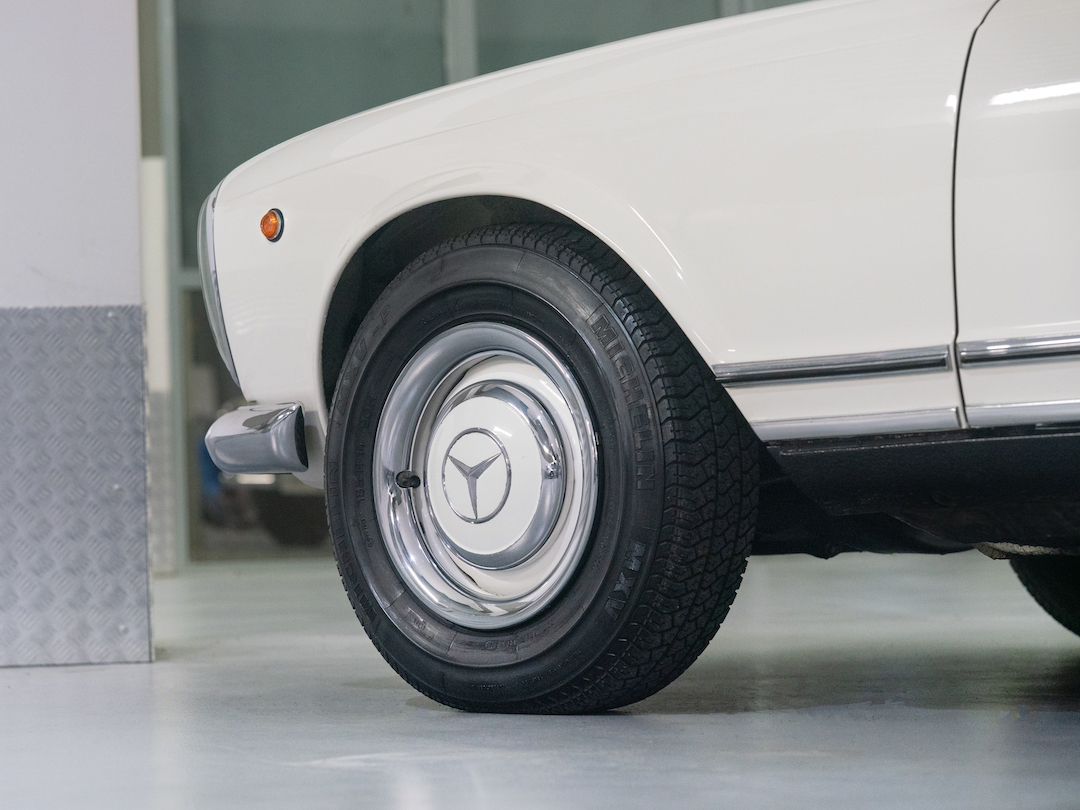 MERCEDES BENZ SL230 PAGODA — miniatura 8