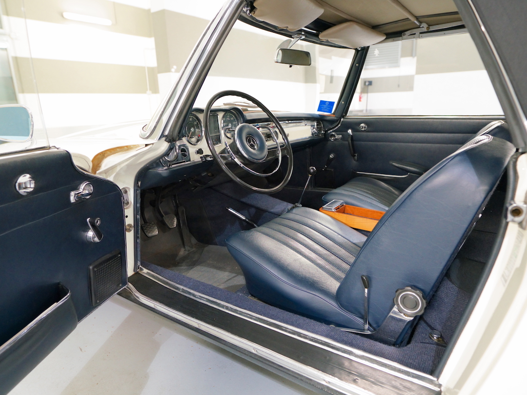 MERCEDES BENZ SL230 PAGODA — miniatura 16
