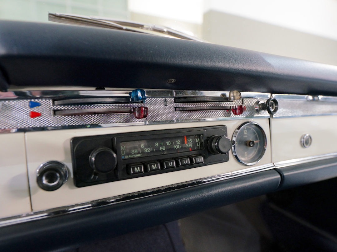 MERCEDES BENZ SL230 PAGODA — miniatura 20
