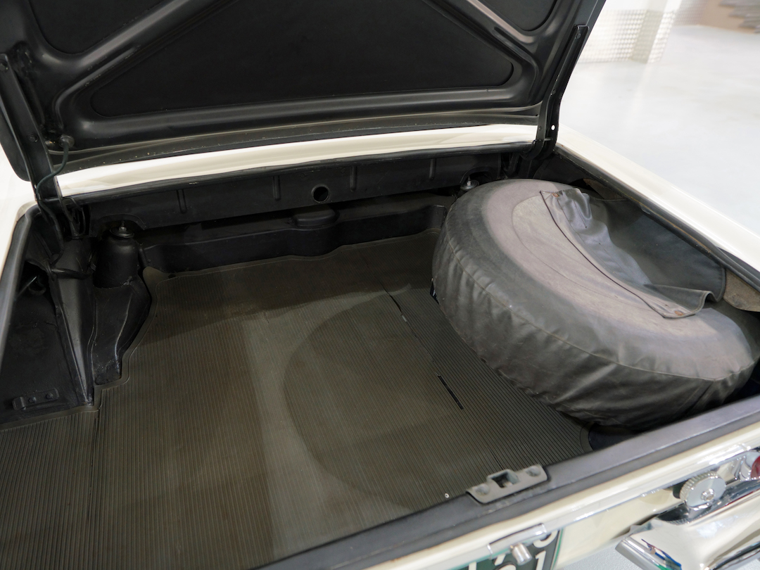 MERCEDES BENZ SL230 PAGODA — miniatura 26