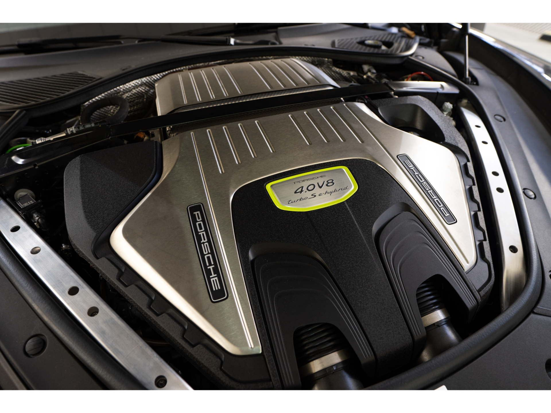 PORSCHE PANAMERA TURBO S E-Hybrid — miniatura 20
