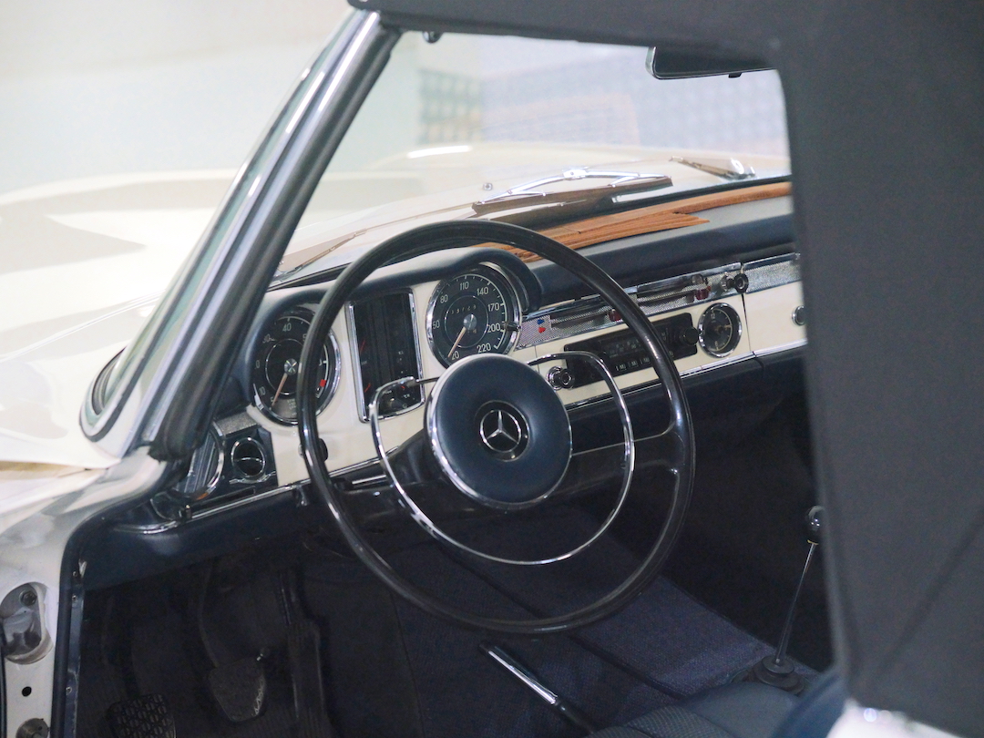 MERCEDES BENZ SL230 PAGODA — miniatura 13