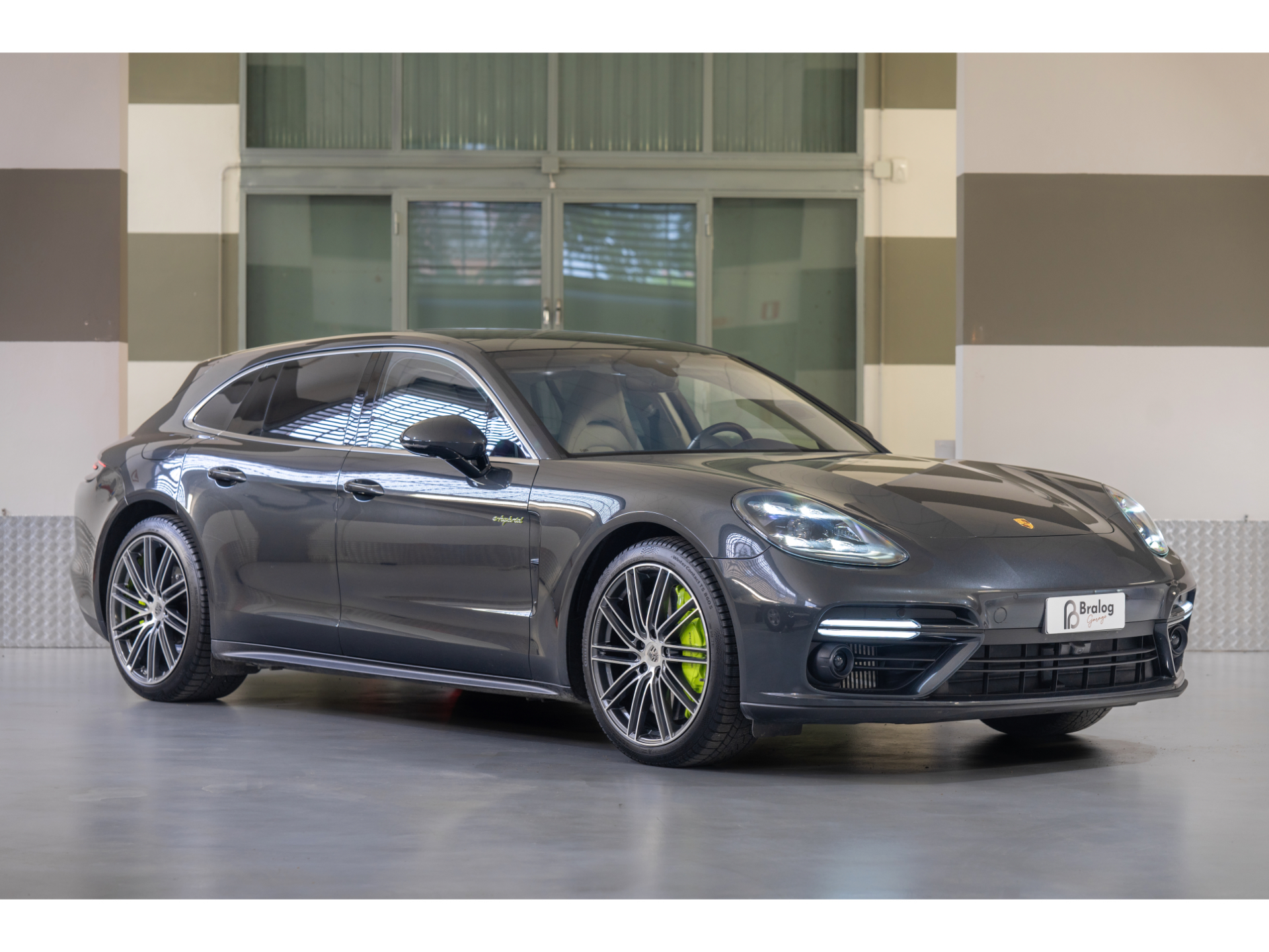PORSCHE PANAMERA TURBO S E-Hybrid