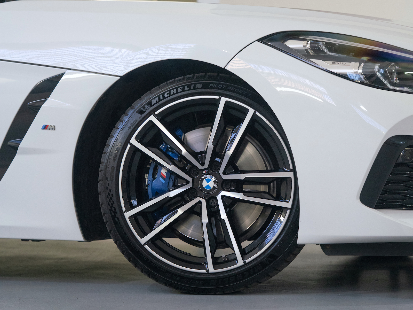 BMW Z4 M-SPORT 30i Sdrive — miniatura 3