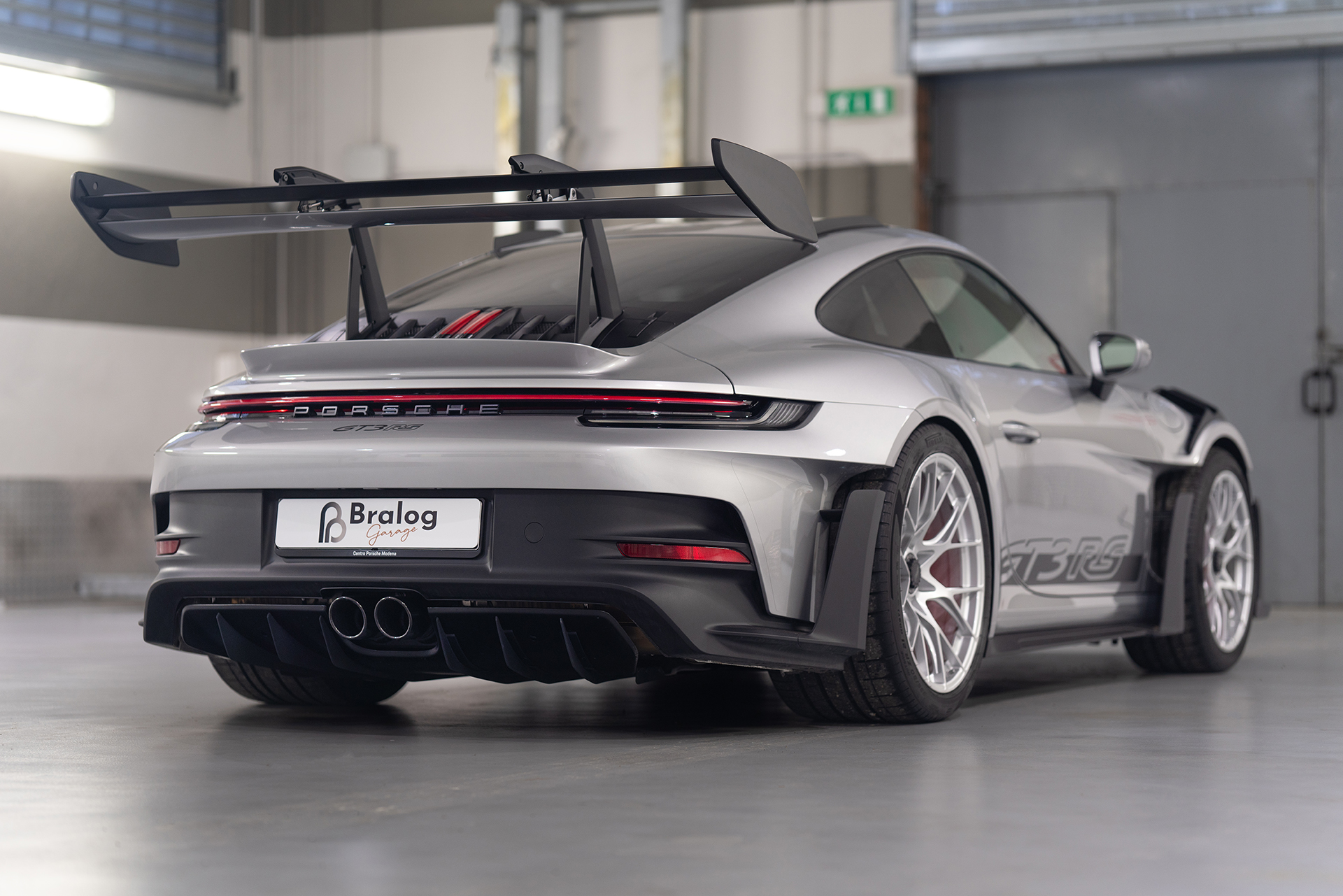 PORSCHE 911 992 GT3RS — miniatura 8