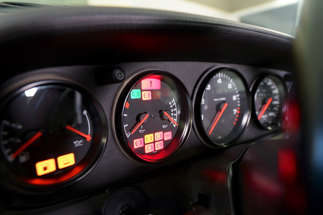 PORSCHE 911 993 CARRERA 4 — miniatura 18